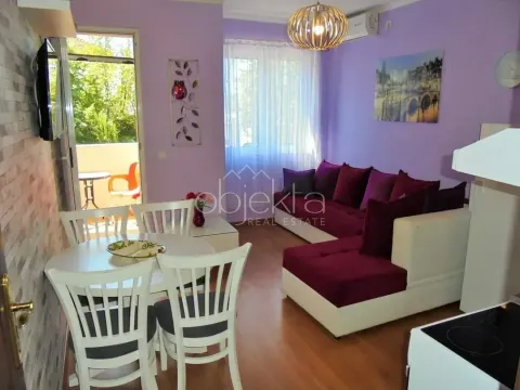 Izdavanje, stan, 72m², Tivat, Crna Gora - image 2