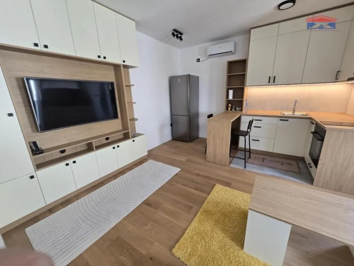 Izdavanje, jednosoban stan, 38m², Telep, Novi Sad Sve Podlokacije