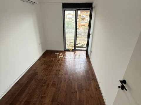 Prodaja, dvosoban stan, 67m², Stari Aerodrom, Podgorica - image 6