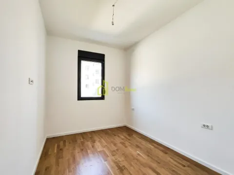 Prodaja, dvosoban stan, 64m², Tološi, Podgorica - image 8