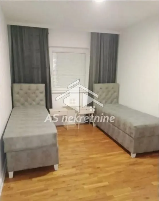 Izdavanje, trosoban stan, 54m², Trošarina, Voždovac Sve Podlokacije