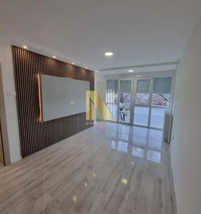 Prodaja, dvosoban stan, 60m², Detelinara, Novi Sad Sve Podlokacije