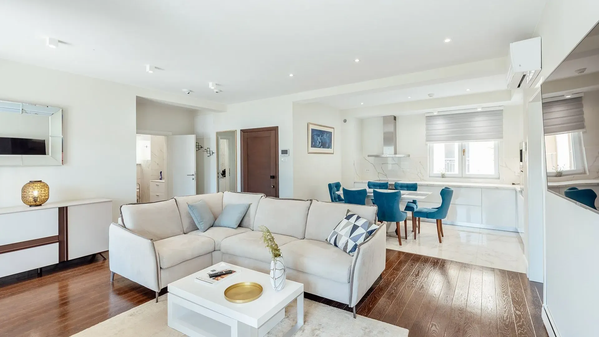 Sale, three bedroom apartment, 158m², Bunovići, Kotor