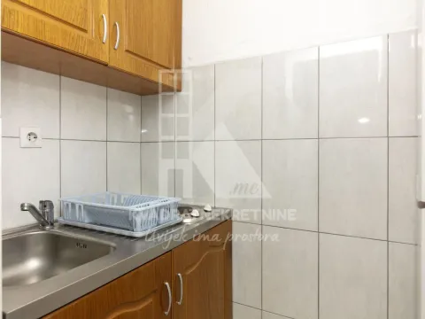 Prodaja, kuća, 450m², Dobre Vode, Bar - image 31