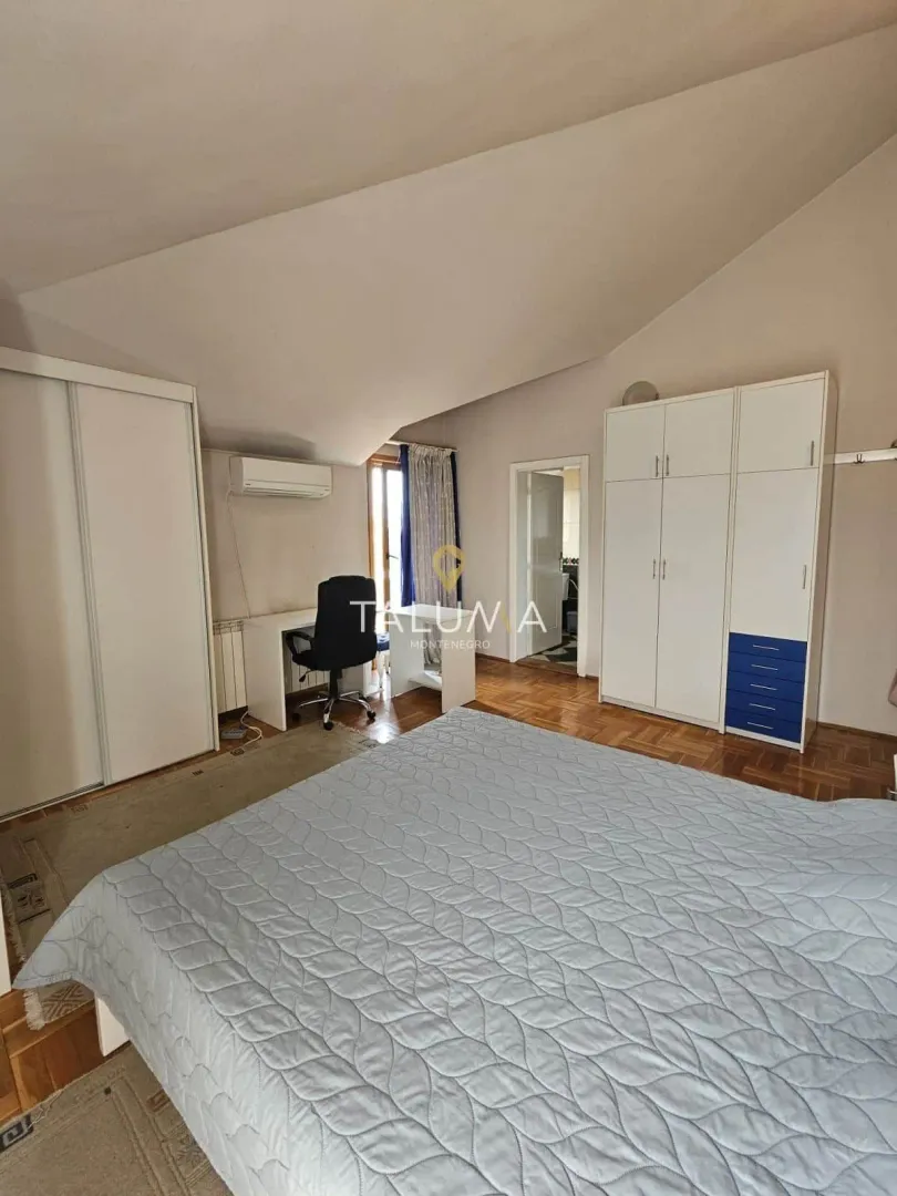 Rent, house, 300m², Masline, Podgorica