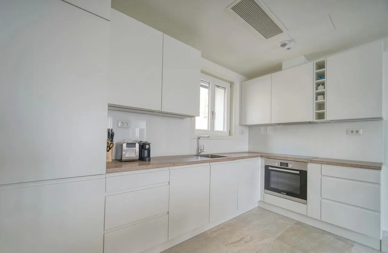 Prodaja, dvosoban stan, 96m², Luštica, Tivat