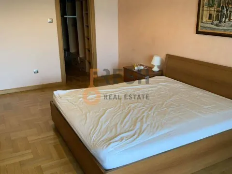 Prodaja, četvorosoban stan, 154m², Krivi Most, Podgorica - image 5