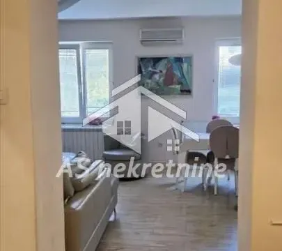 Rent, three bedroom apartment, 72m², Slavija, Vračar Sve Podlokacije - image 7