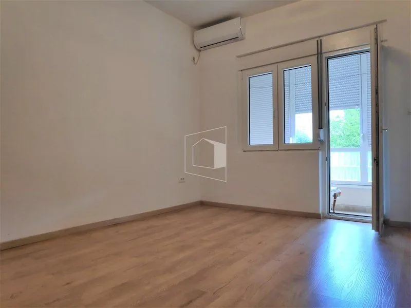 Rent, one bedroom apartment, 59m², Centar, Podgorica