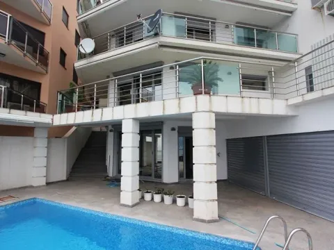 Prodaja, stan, 211m², Budva, Crna Gora - image 3
