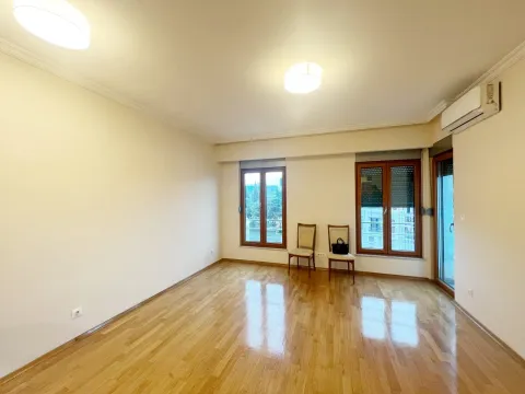 Rent, one bedroom apartment, 50m², Centar, Podgorica - image 5