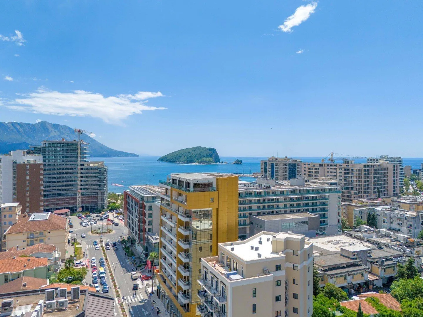 Prodaja, dvosoban stan, 94m², Budva, Crna Gora