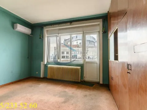 Sale, two bedroom apartment, 73m², Stari Grad, Beograd - image 2