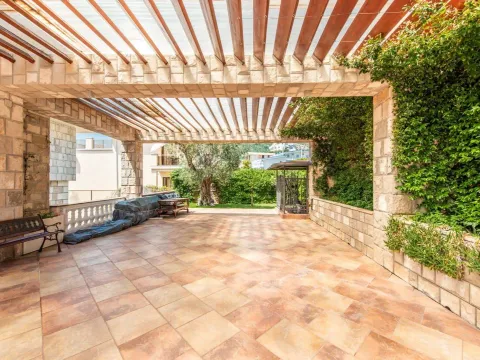 Sale, house, 1200m², Sutomore, Bar - image 36