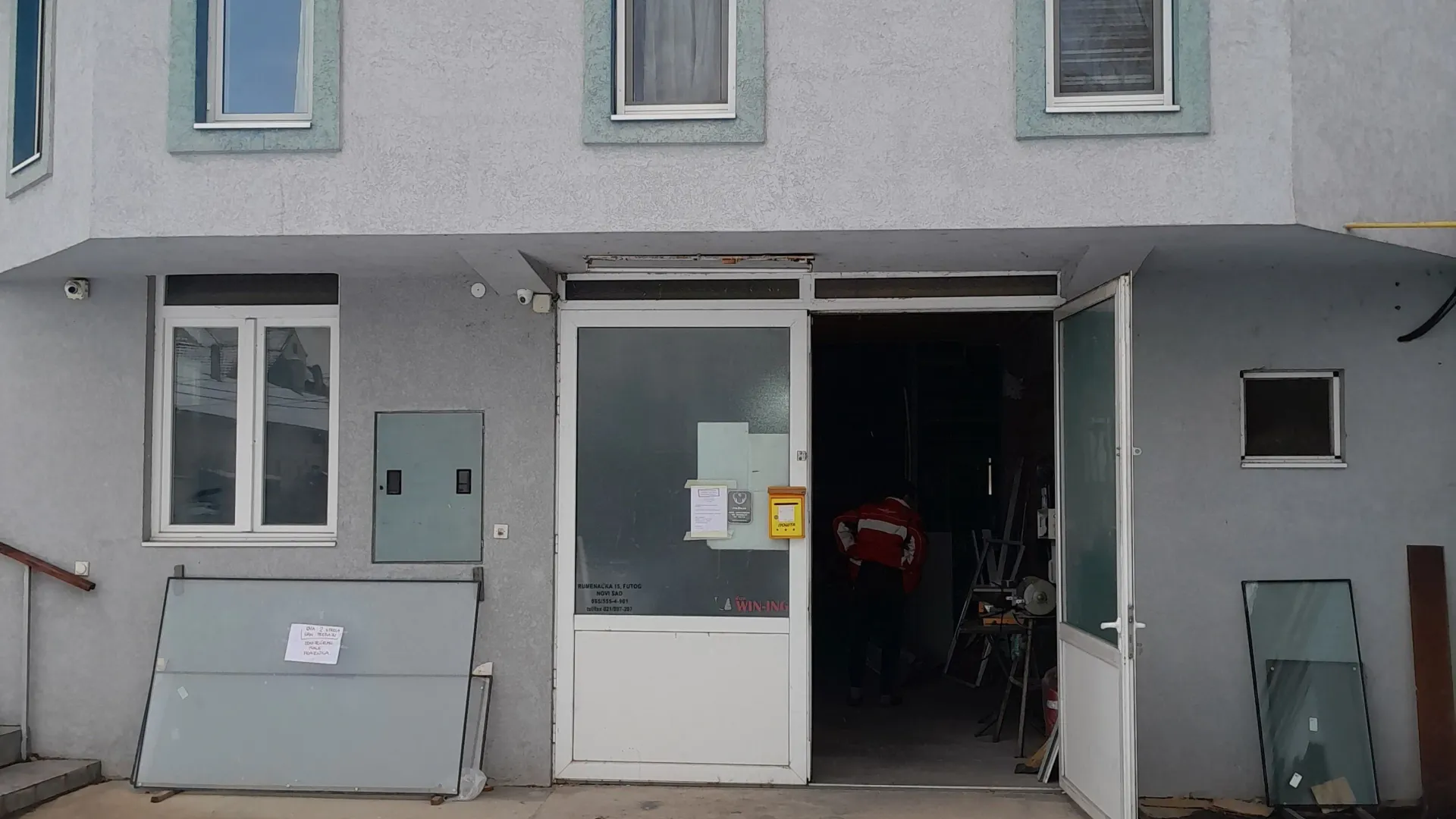 Rent, office space, 750m², Futog, Novi Sad Sve Podlokacije