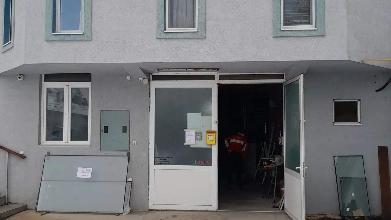 Rent, office space, 750m², Futog, Novi Sad Sve Podlokacije