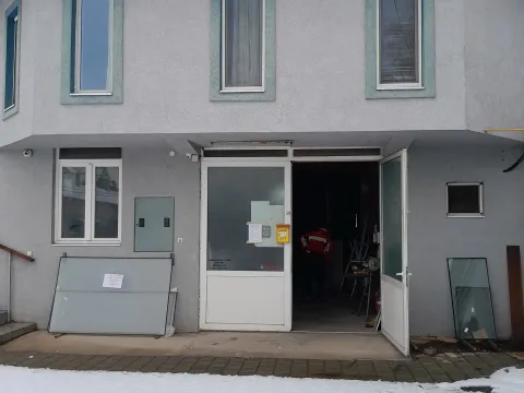 Poslovni prostor in Futog