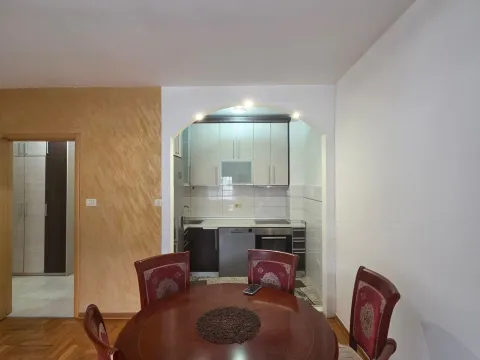 Rent, two bedroom apartment, 54m², Tuški Put, Podgorica - image 2