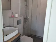 Izdavanje, dvosoban stan, 66m², Centar, Tivat - image 6