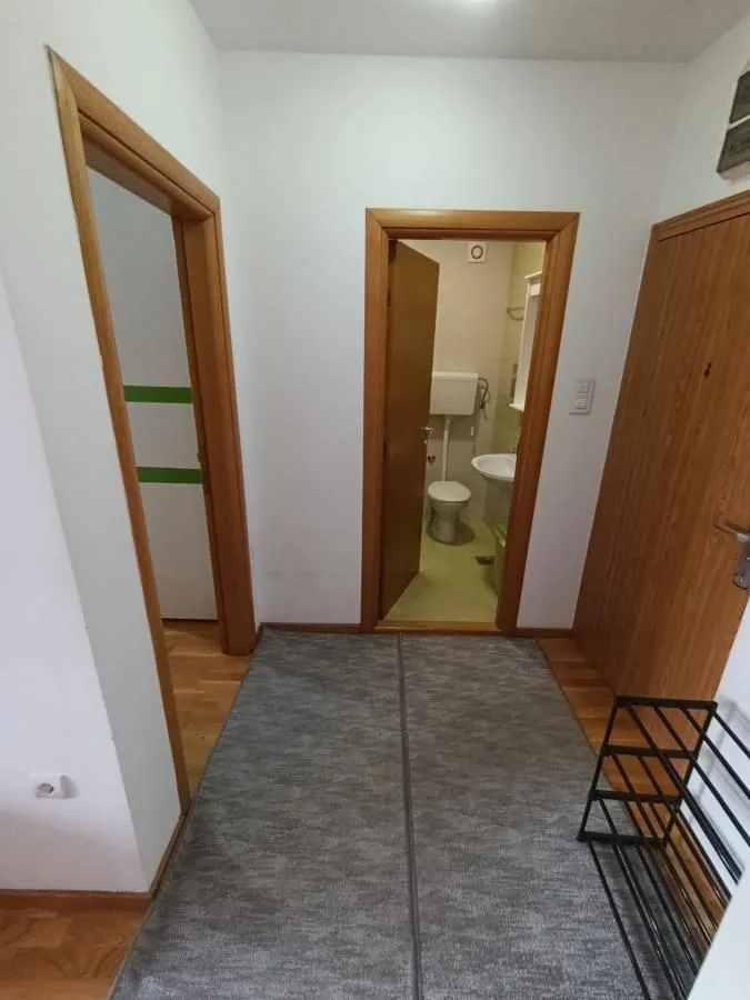 Prodaja, jednosoban stan, 37m², Podbara, Novi Sad Sve Podlokacije