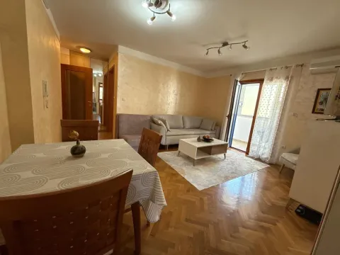 Rent, two bedroom apartment, 59m², Babilonija, Budva - image 3