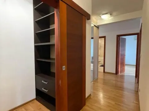 Izdavanje, stan, 130m², Vračar Hram, Vračar Sve Podlokacije - image 11