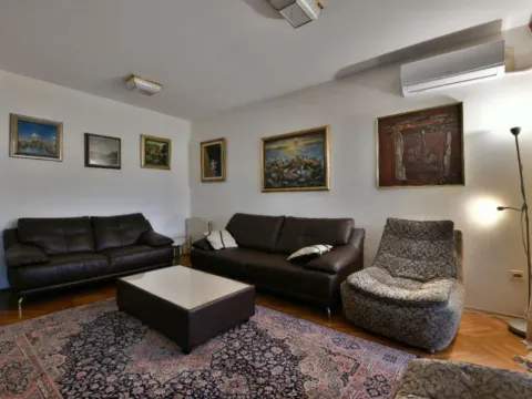 Prodaja, trosoban stan, 105m2, Malo Brdo, Podgorica Prodaja, trosoban stan, 105m2, Malo Brdo, Podgorica