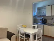 Izdavanje, kuća, 100m², Centar, Cetinje - image 4