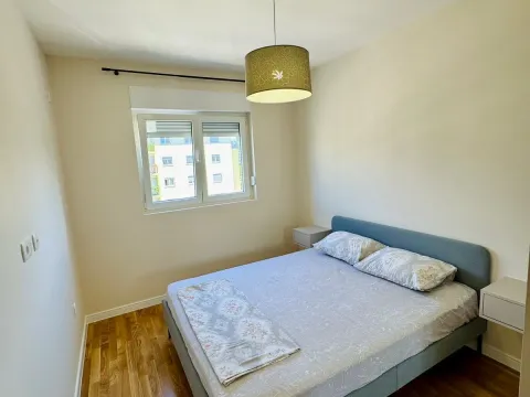 Izdavanje, jednosoban stan, 40m², Pobrežje, Podgorica - image 3