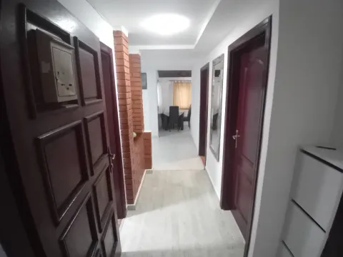 Izdavanje, dvosoban stan, 56m², Centar, Herceg Novi - image 3