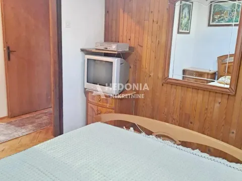 Rent, three bedroom apartment, 72m², Zemun Kej, Zemun Sve Podlokacije - image 10