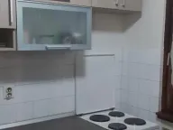 Izdavanje, trosoban stan, 73m², Centar, Jagodina - image 15