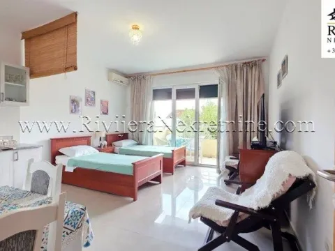 Sale, one bedroom apartment, 42m², Đenovići, Herceg Novi