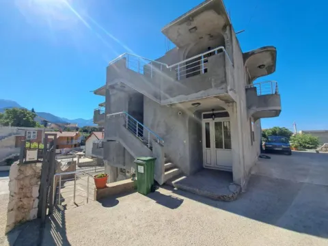 Prodaja, kuća, 420m², Šušanj, Bar - image 2