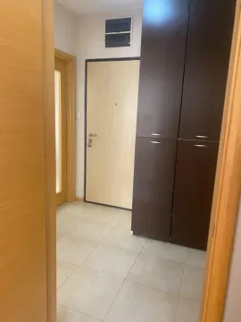 Izdavanje, četvorosoban stan, 55m², Pobrežje, Podgorica - image 4