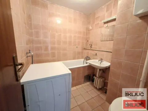 Prodaja, trosoban stan, 95m², Sajmište, Novi Sad - image 15
