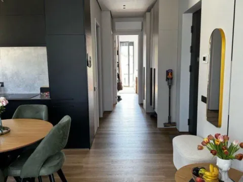 Sale, two bedroom apartment, 75m², Lastva Grbaljska, Kotor