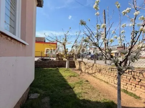 Prodaja, kuća, 42m², Čortanovci, Inđija - image 8