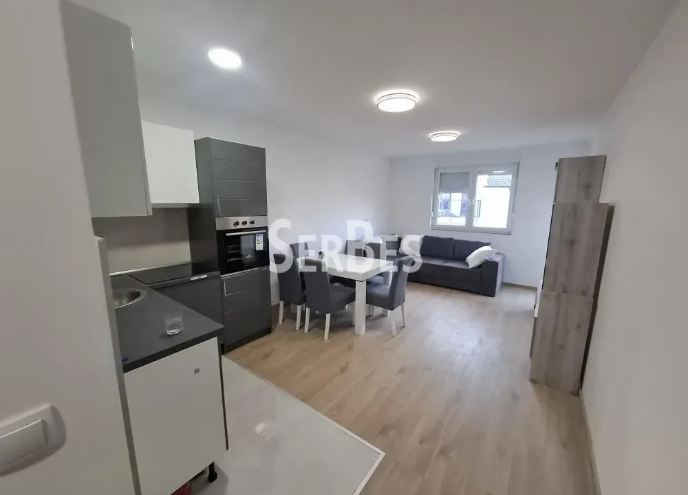 Izdavanje, četvorosoban stan, 69m², Adice, Novi Sad Sve Podlokacije