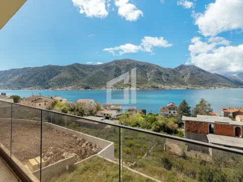 Prodaja, stan, 50m², Dobrota, Kotor - image 31