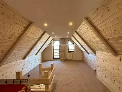 Prodaja, kuća, 320m², Žabljak, Crna Gora - image 10