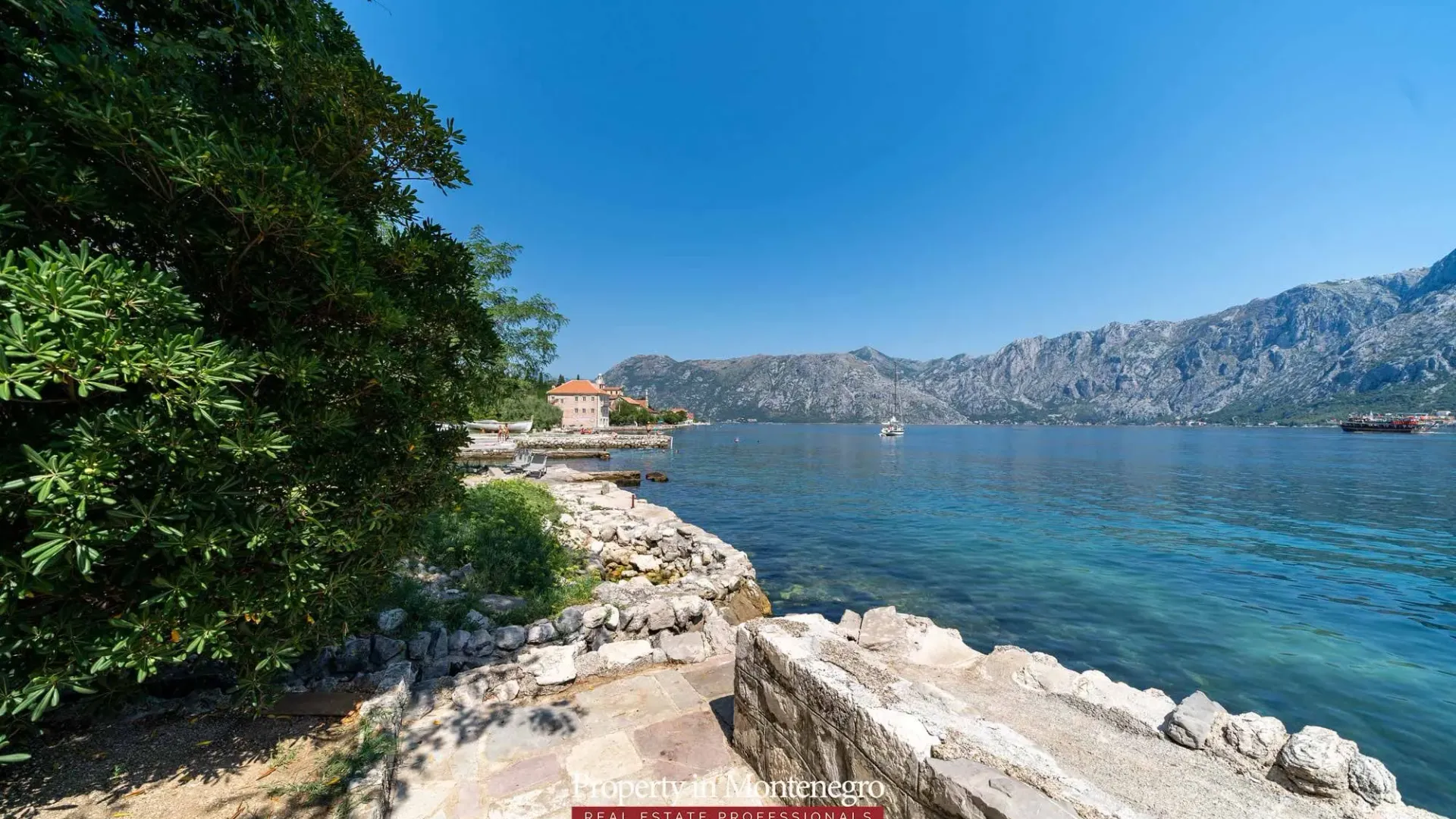 Prodaja, kuća, 321m², Prčanj, Kotor