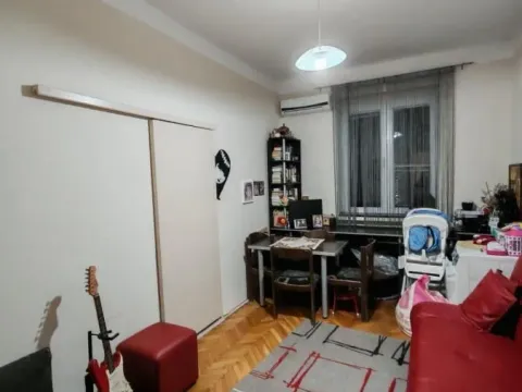 Izdavanje, četvorosoban stan, 68m², Centar, Kragujevac - image 7