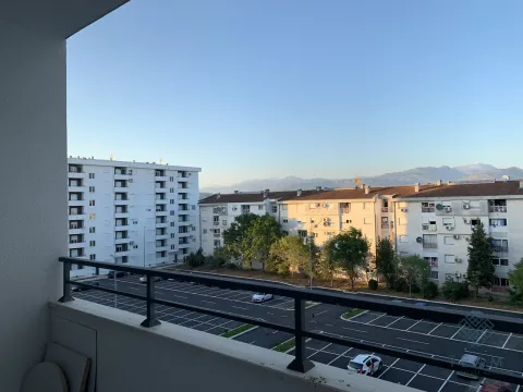 Rent, one bedroom apartment, 48m², Stari Aerodrom, Podgorica - image 11