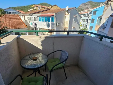 Rent, one bedroom apartment, 37m², Centar, Budva - image 7