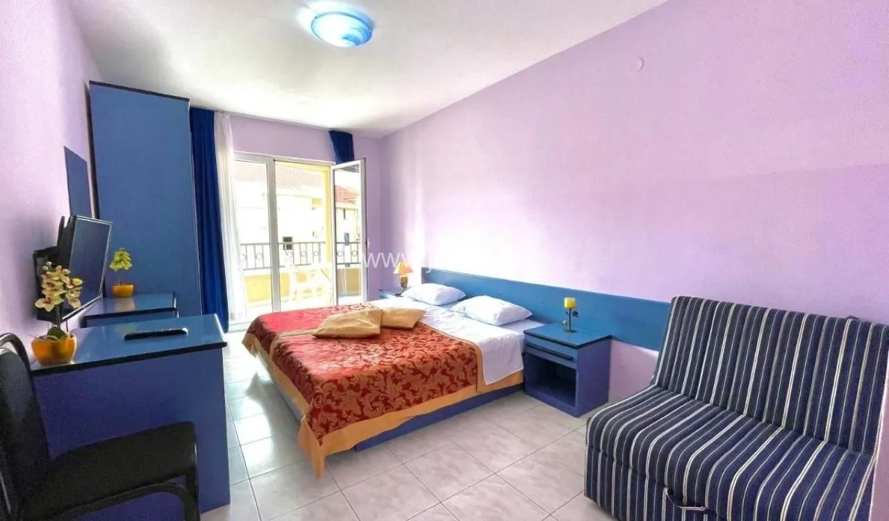 Prodaja, ugostiteljski objekat, 1300m², Centar, Budva