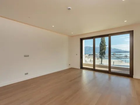 Prodaja, jednosoban stan, 82m², Portonovi, Herceg Novi - image 7