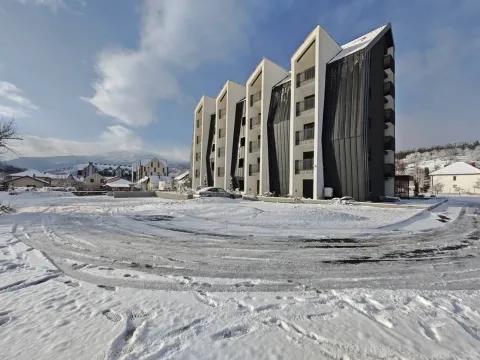 Prodaja, jednosoban stan, 42m², Kolašin, Crna Gora - image 12