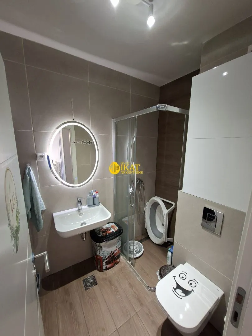 Prodaja, dvosoban stan, 46m², Višnjička Banja, Palilula Sve Podlokacije