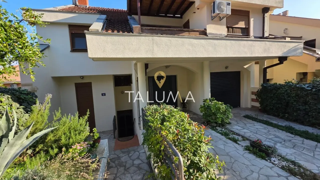 Izdavanje, stan, 300m², Gorica C, Podgorica